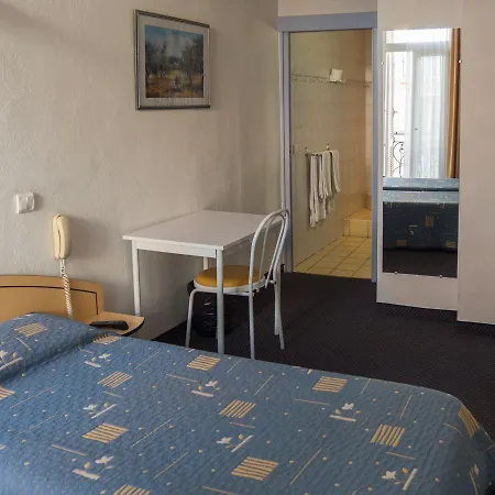 Hotel Modern 2*