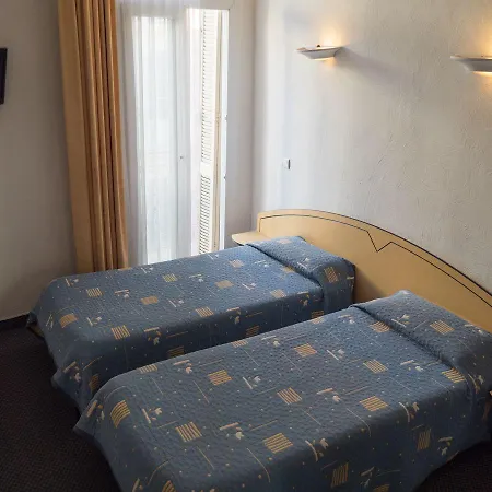 Hotel Modern 2*
