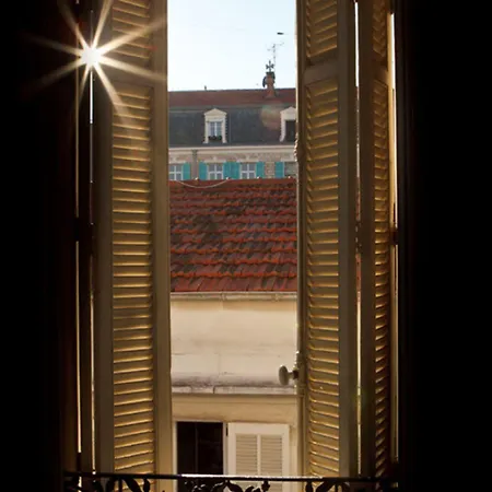 فندق Modern أنتيب