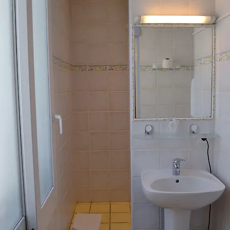 Hotel Modern Antibes
