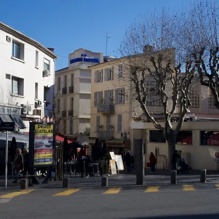 Modern מלון אנטיב